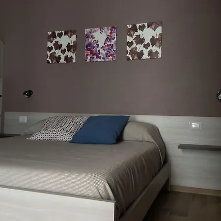 فندق مبيت وإفطار Radici تراني